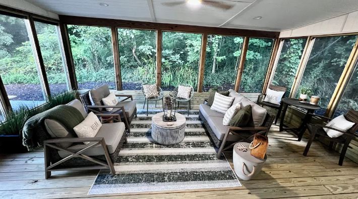 screened in porch